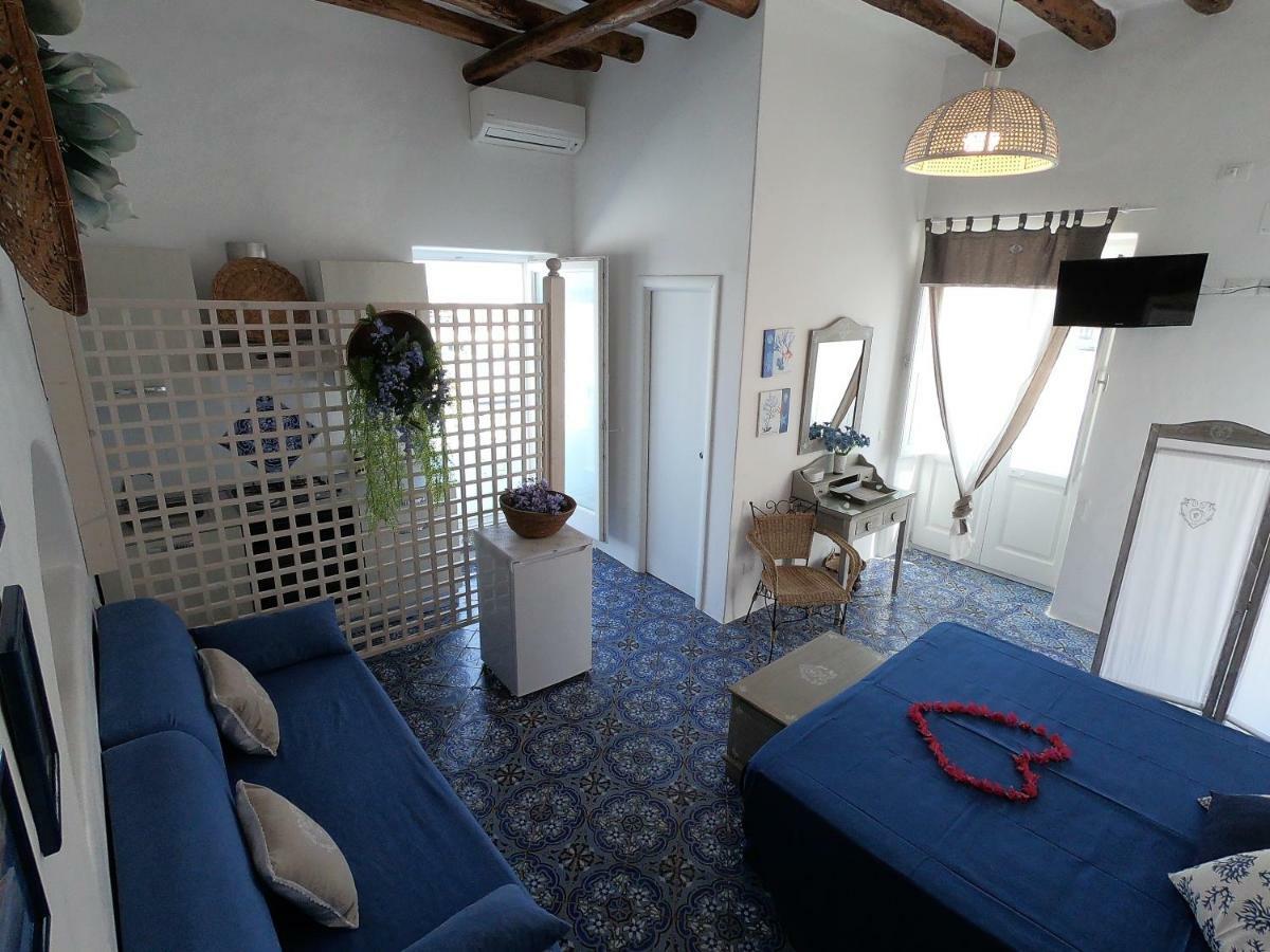 Villa La Ginestra à Panarea Extérieur photo