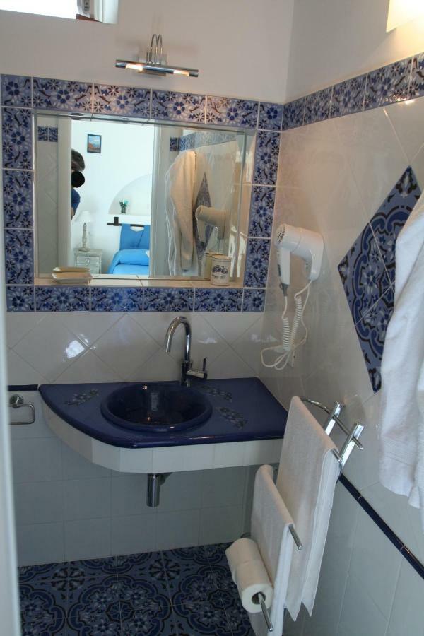 Villa La Ginestra à Panarea Extérieur photo
